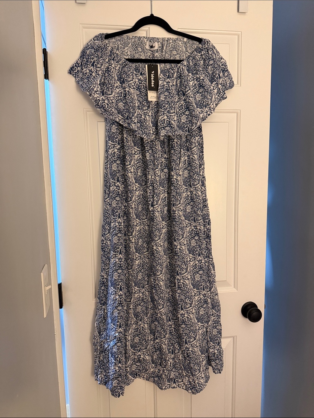 Yidarton Blue & White Floral Strapless Dress NWT